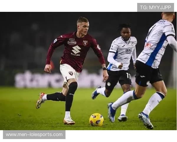 亚特兰大足球队历史传奇球员回顾及其对球队发展的深远影响