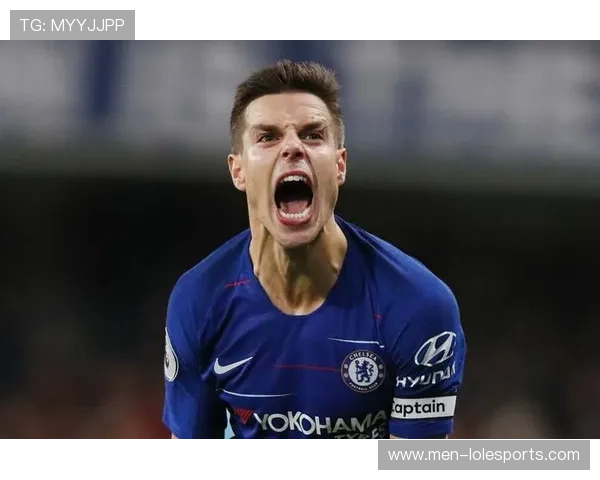 足球巨星私生活揭秘 揭开他们鲜为人知的一面